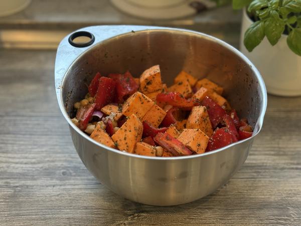 Hähnchen-Kartoffel-Blech Rezept - Schritt 1 Pinterest Pin - Hähnchen-Kartoffel-Blech Rezept - Großer Ofenzauberer