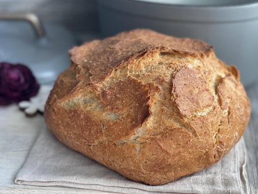 Brot gebacken für Rezept Linsenbrot aus dem Gusstopf von Pampered Chef® 
