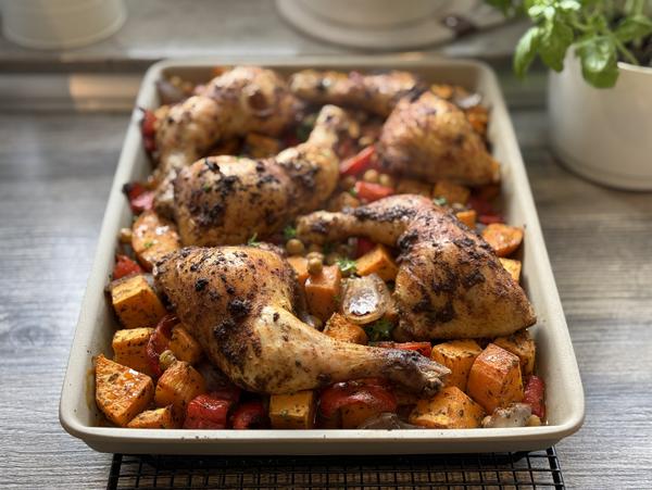 Hähnchen-Kartoffel-Blech Rezept - Schritt 2 Gericht gegart - Hähnchen-Kartoffel-Blech Rezept - Großer Ofenzauberer