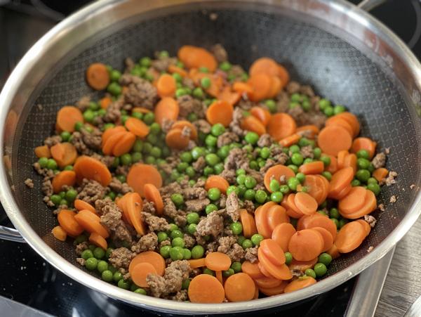 Gemüse - Rezept Knödel-Hack-Pfanne aus der Wokpfanne von Pampered Chef® 