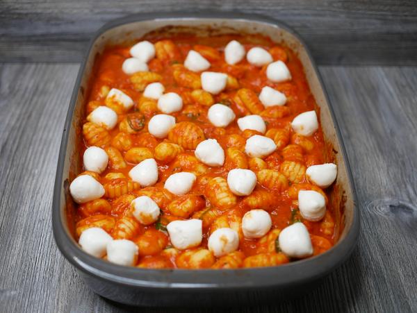 Mozzarellakugeln für Rezept Gnocchi mit Spinat aus der Ofenhexe® von Pampered Chef® 