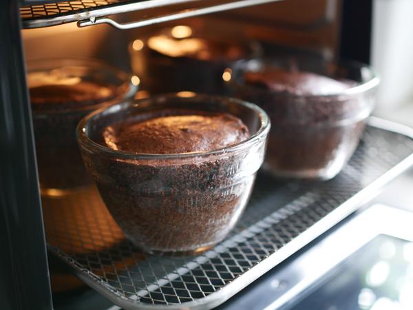 Kuchen gebacken für Rezept Mug-Cake aus dem Air Fryer von Pampered Chef® 