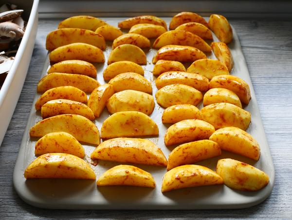 Kartoffelspalten - Rezept Champignon Hähnchen - Grundset - Pampered Chef® 