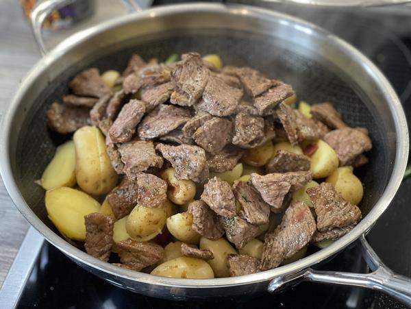 Steak - Kartoffeln - Steakhouse-Pfanne Rezept - Wokpfanne - Pampered Chef® 