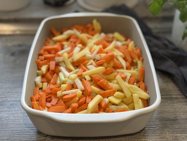 Gemüsetopf XXL Rezept - Schritt 2 Gemüse - Gemüsetopf XXL Rezept - Grundset - Pampered Chef®