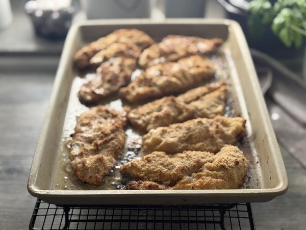 Hähnchenschnitzel Rezept - Schritt 4 Schnitzel gebacken - Hähnchenschnitzel Rezept - Großer Ofenzauberer