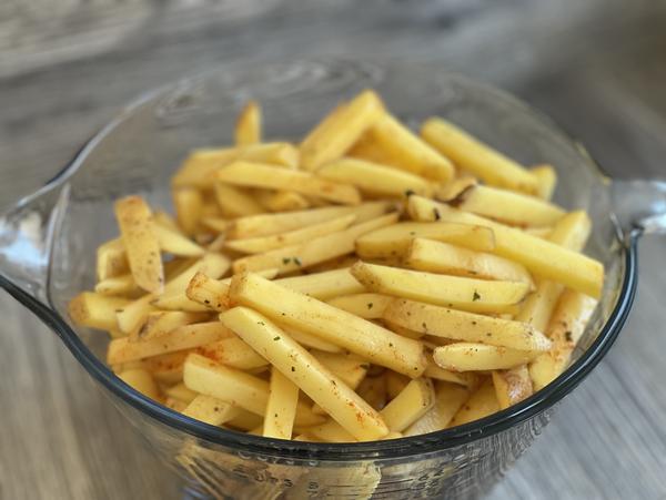 Kartoffelstifte für Rezept Chili Cheese Fries vom Ofenzauberer von Pampered Chef® 