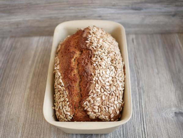 Brot gebacken für Rezept Senne Brot aus dem Zauberkasten von Pampered Chef® 