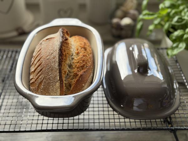 Brot gebacken in Backform für Rezept Hiller-Kruste aus dem kleinen Ofenmeister