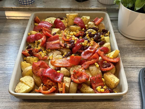 Feierabendblech 1 Rezept - Gemüse Gemüse auf Backblech - Hähnchen mit Kartoffeln und Gemüse - Großer Ofenzauberer