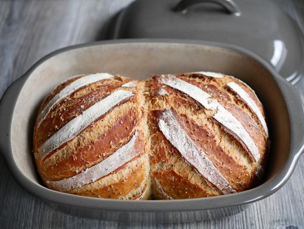 Brot gebacken für Rezept Sesam Kruste aus dem Ofenmeister von Pampered Chef® 