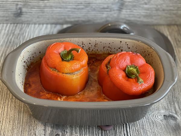 Gefüllte Paprikaschoten Rezept - Schritt 3 Gericht gebacken - Rezept Gefüllte Paprikaschoten - Kleiner Zaubermeister - Pampered Chef®