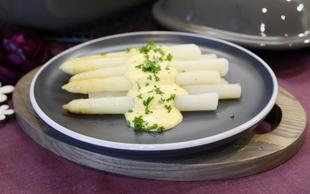 Nahaufnahme vom fertigen Spargel aus dem Ofenmeister von Pampered Chef®