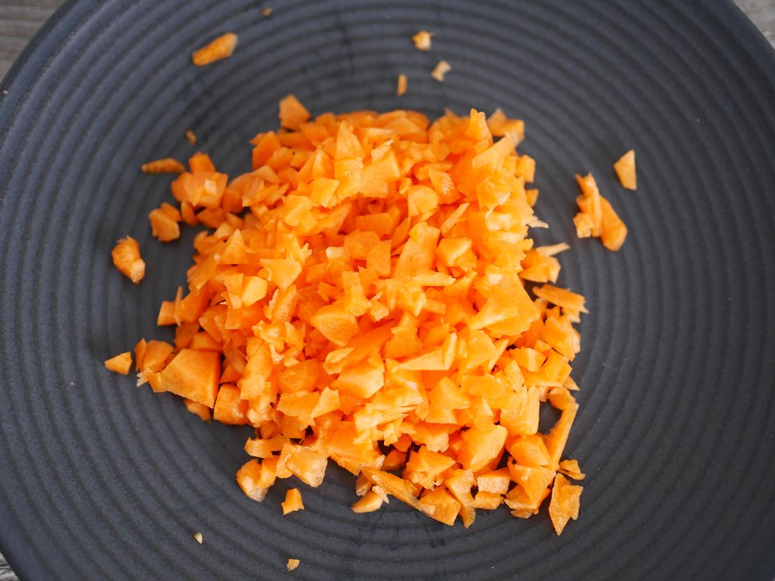Gehackte Möhren mit dem Super-Hacker von Pampered Chef® 
