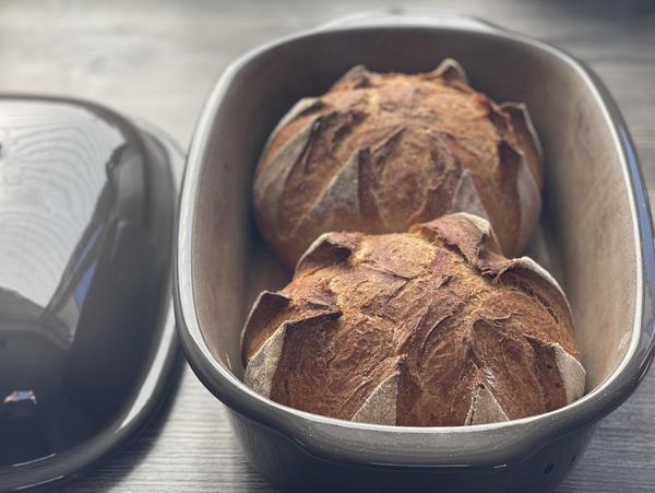 Brot gebacken für Rezept Schwäbisches Landbrot aus dem Ofenmeister von Pampered Chef® 