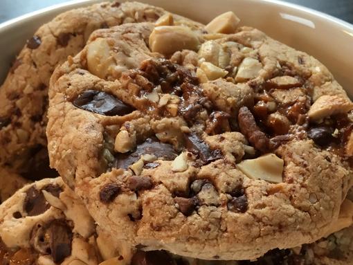Chocolate Cookies in Schale gebacken auf dem Zauberstein von Pampered Chef® 