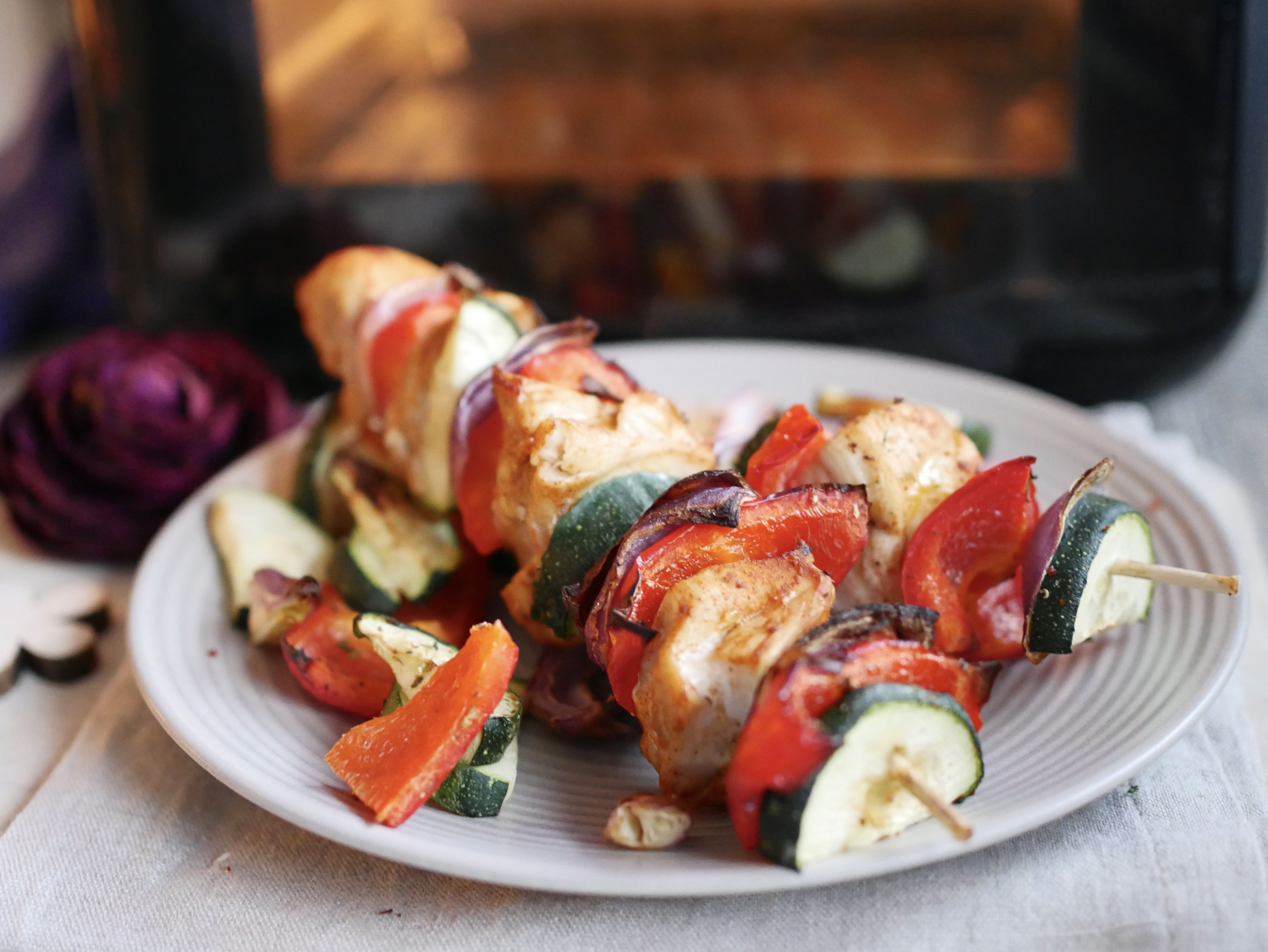 Hähnchen-Gemüse-Spieße