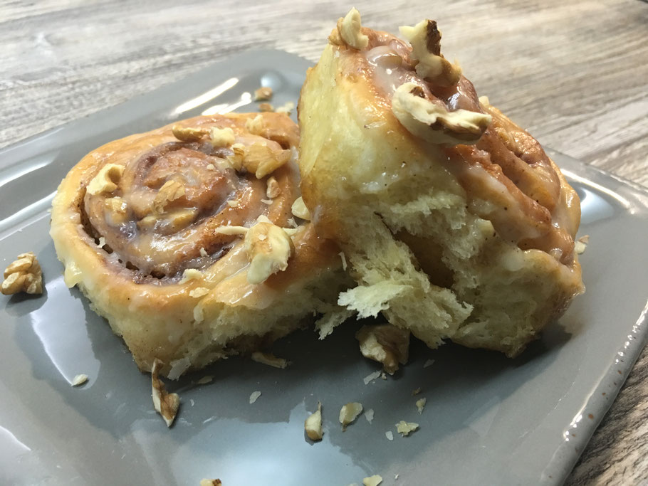 Cinnamon-Rolls mit Cheesecake-Frosting