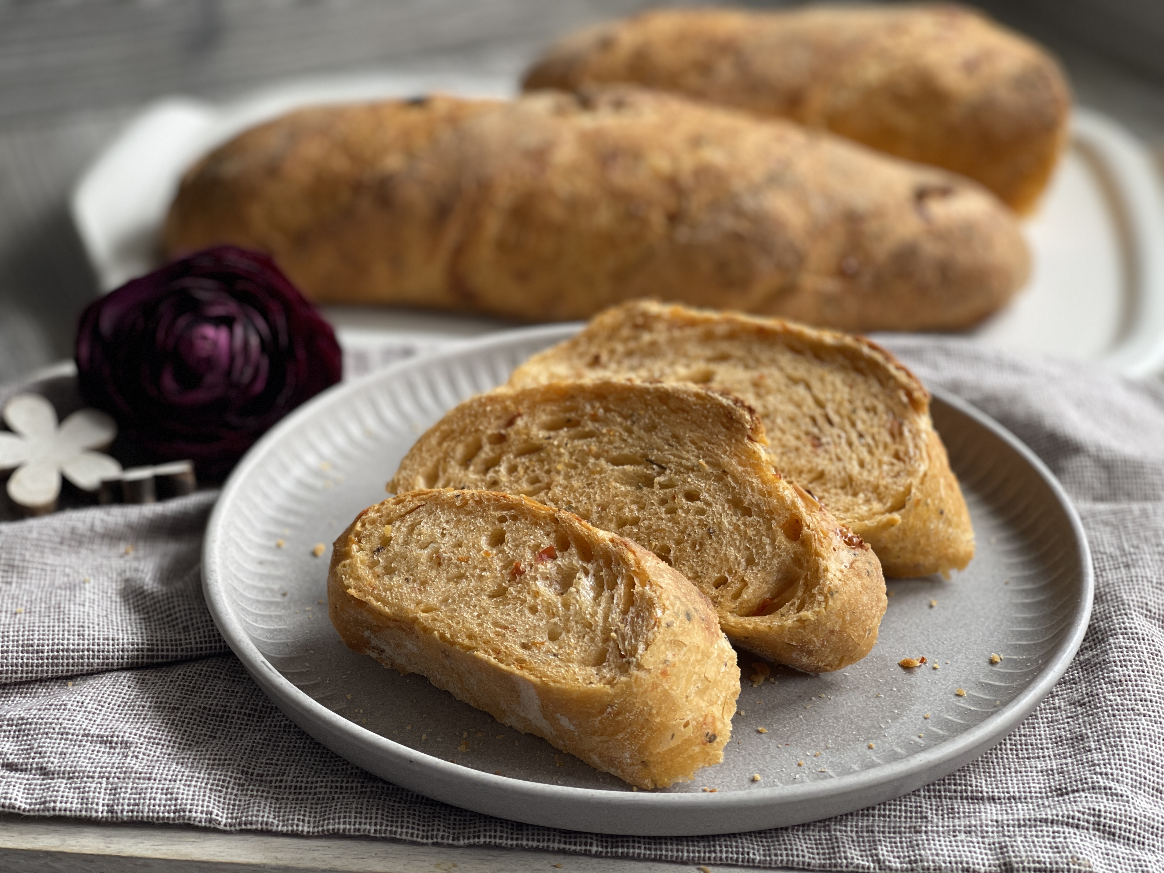 Tomaten-Parmesan-Ciabatta