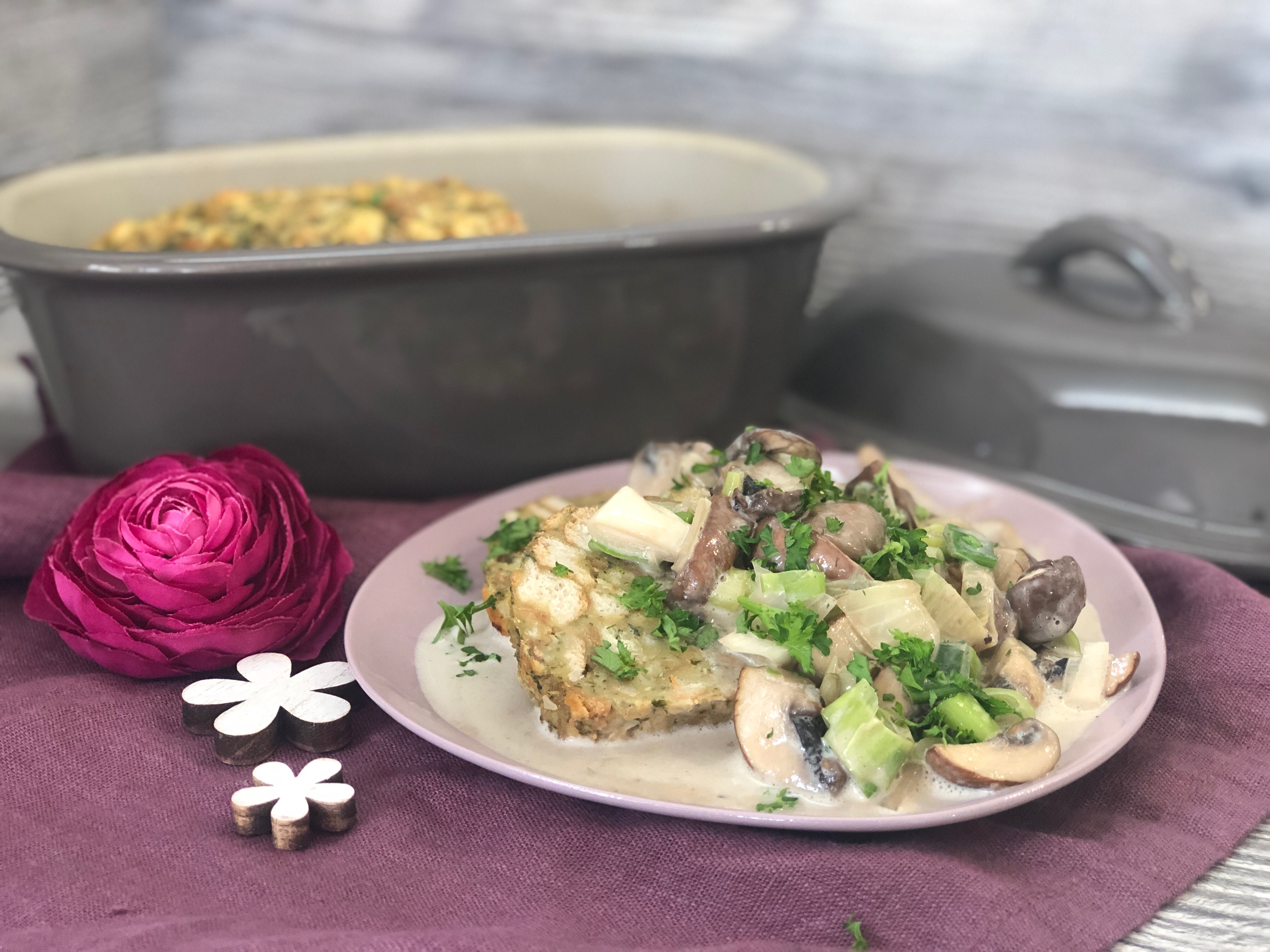 Semmelknödel mit Pilzrahm