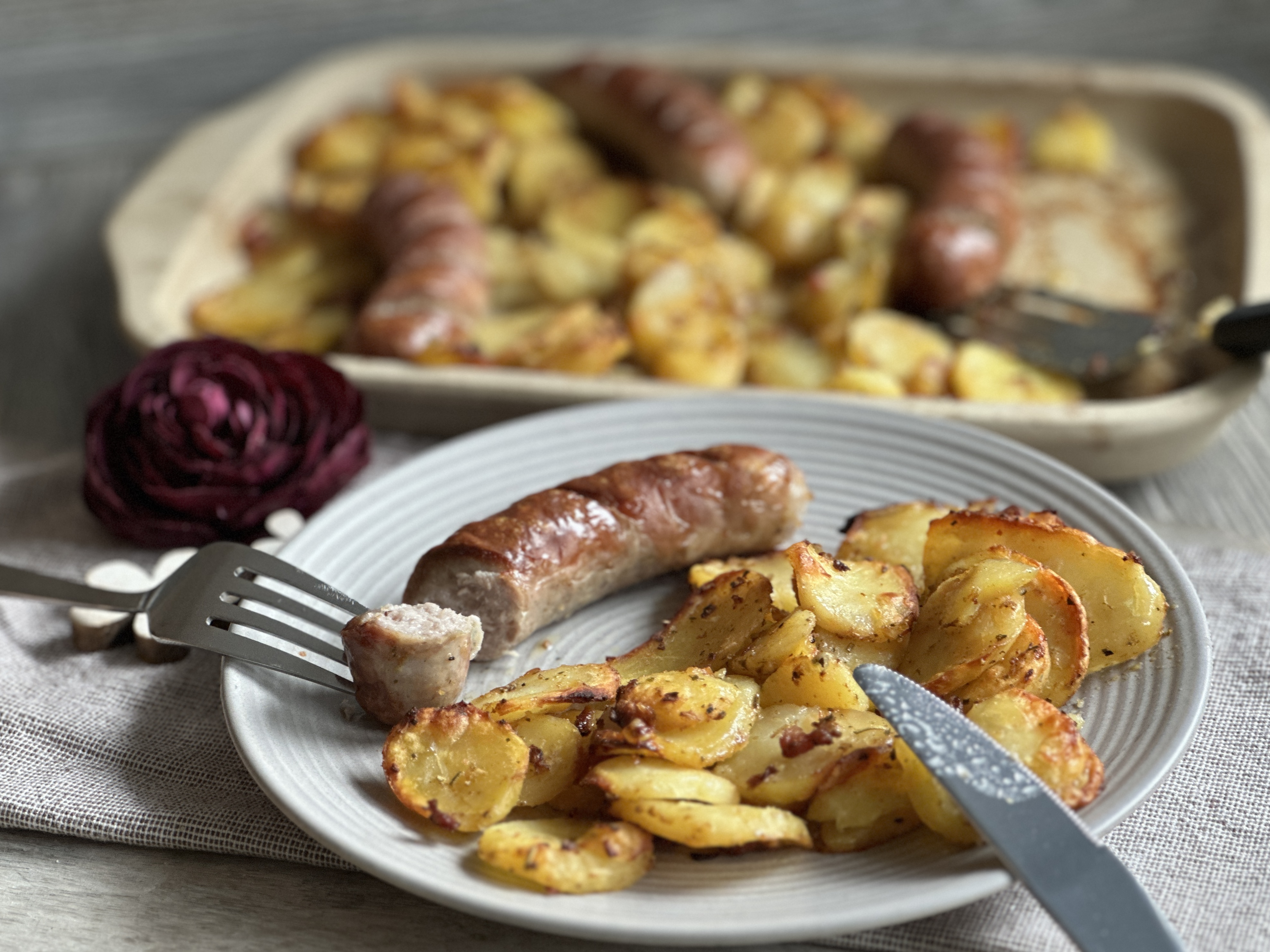 Bratkartoffeln mit Bratwurst