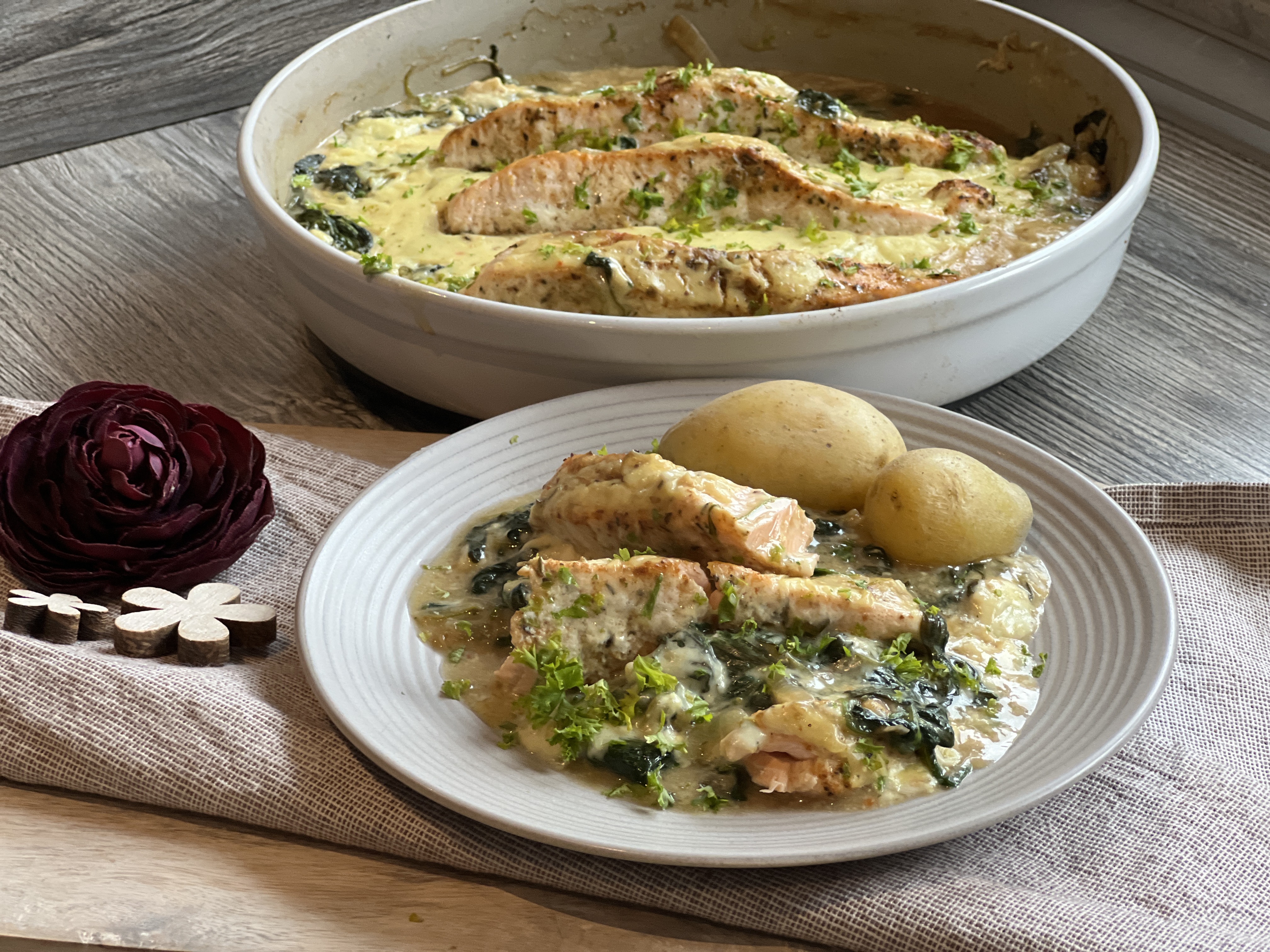 Lachs in Senfsoße