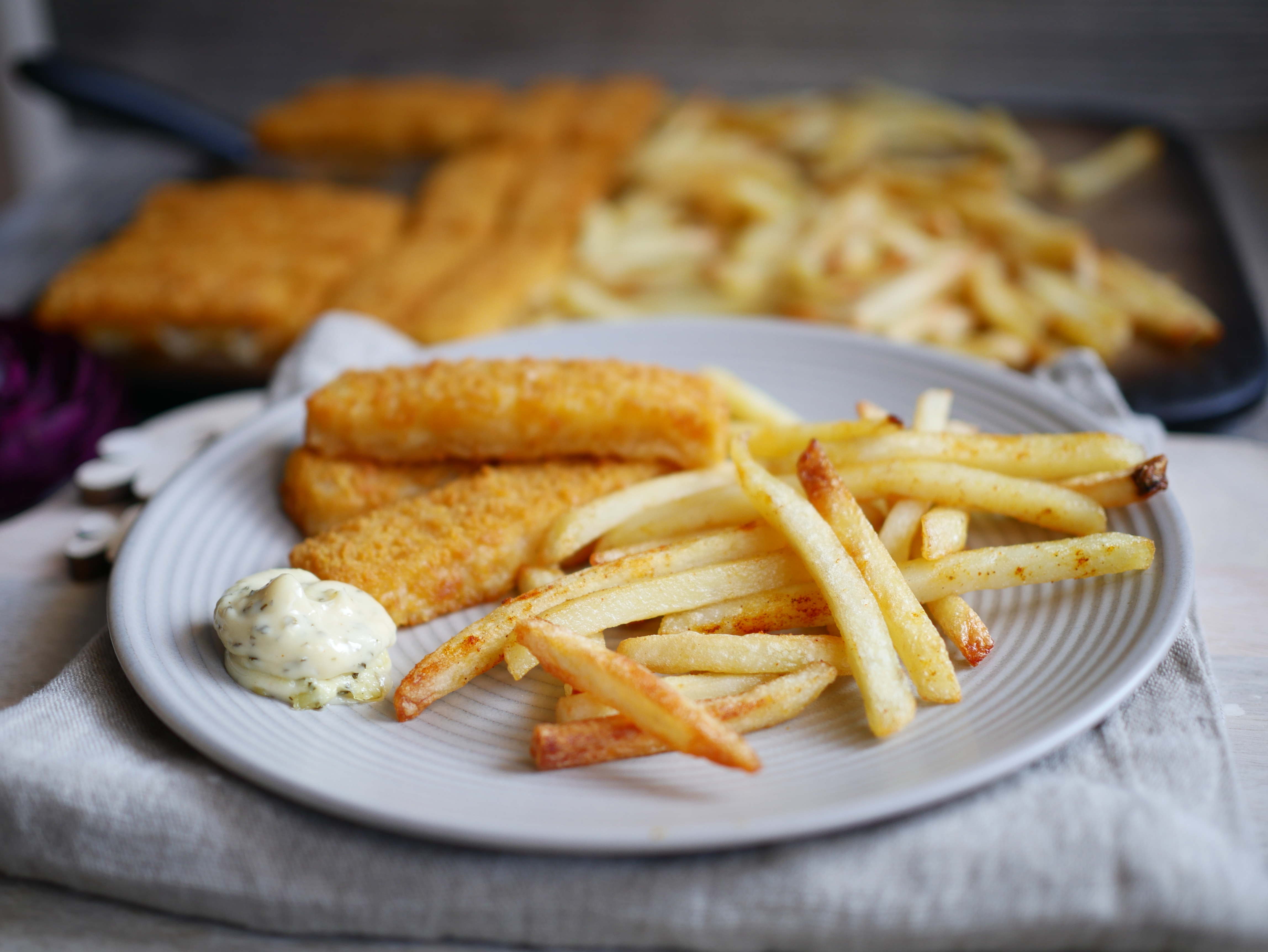 Fischstäbchen mit Pommes
