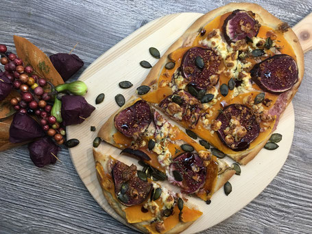 Kürbisflammkuchen mit Feige